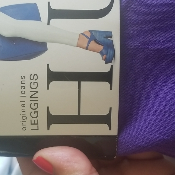 Hue Original Jeans Leggings Size Small 4-6 NEW - Picture 3 of 4